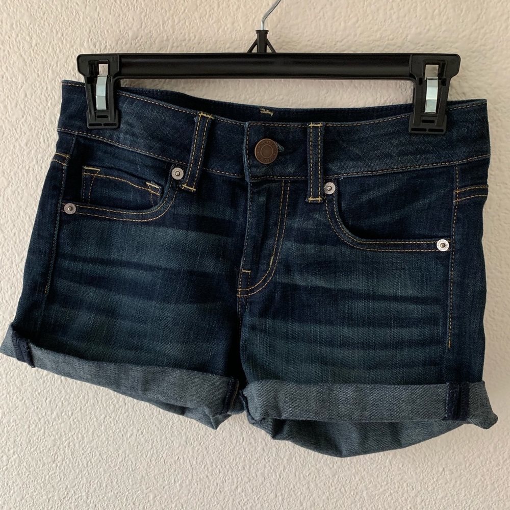 American Eagle Jean Shorts (Super Stretch) Size 2